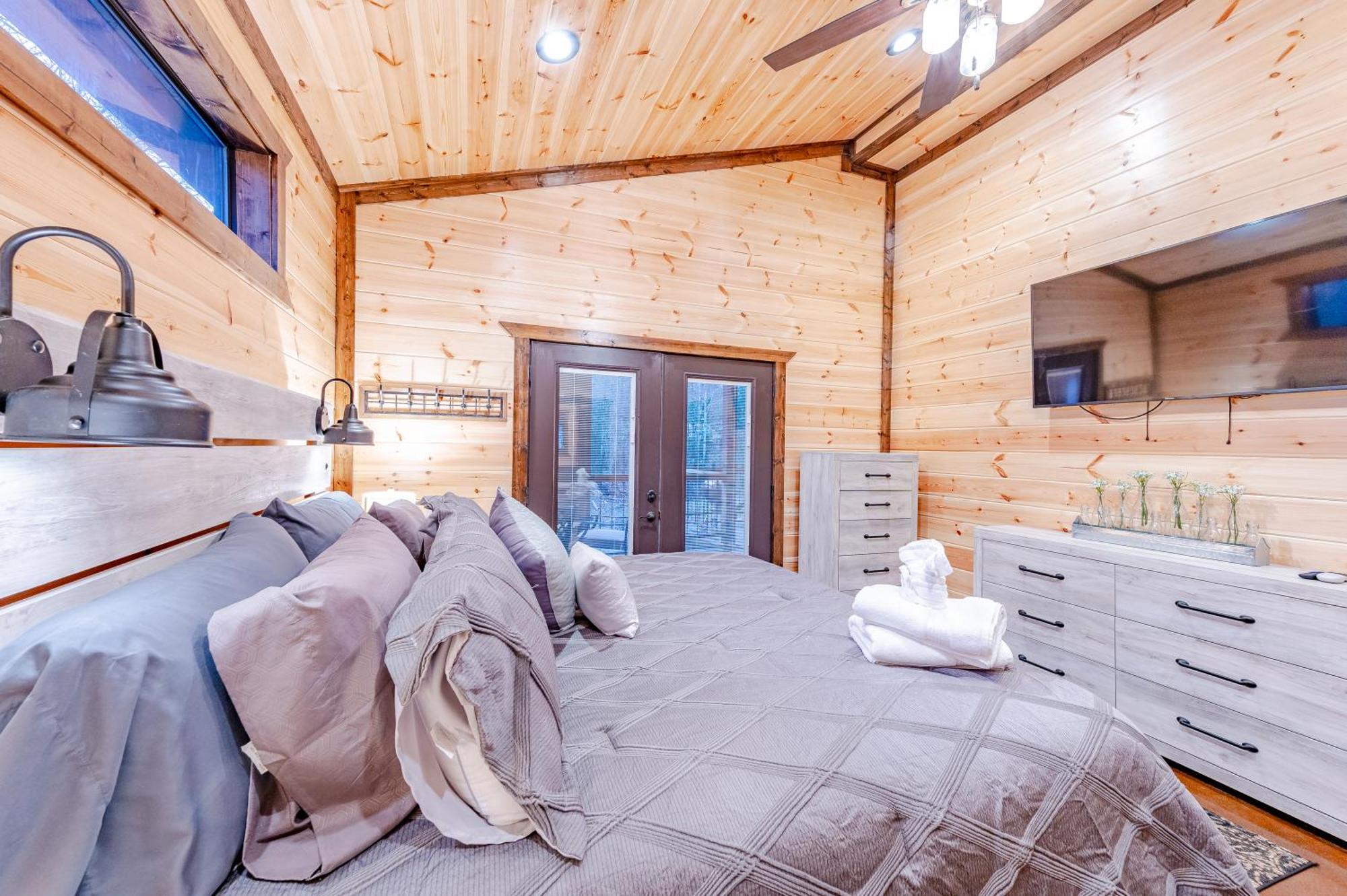The Luxurious Blue Sky Lodge Is Epic! Broken Bow Ngoại thất bức ảnh