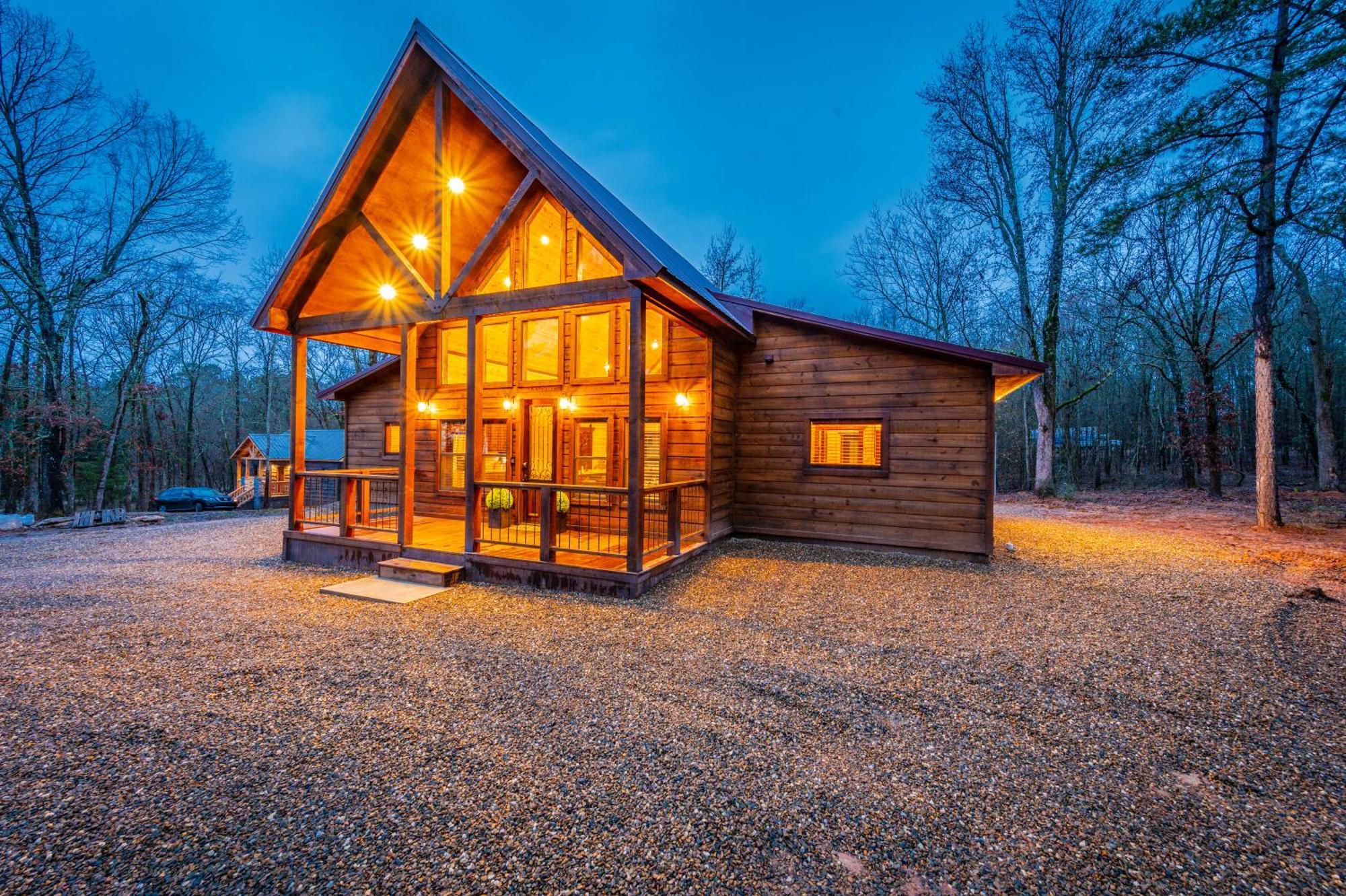 The Luxurious Blue Sky Lodge Is Epic! Broken Bow Ngoại thất bức ảnh
