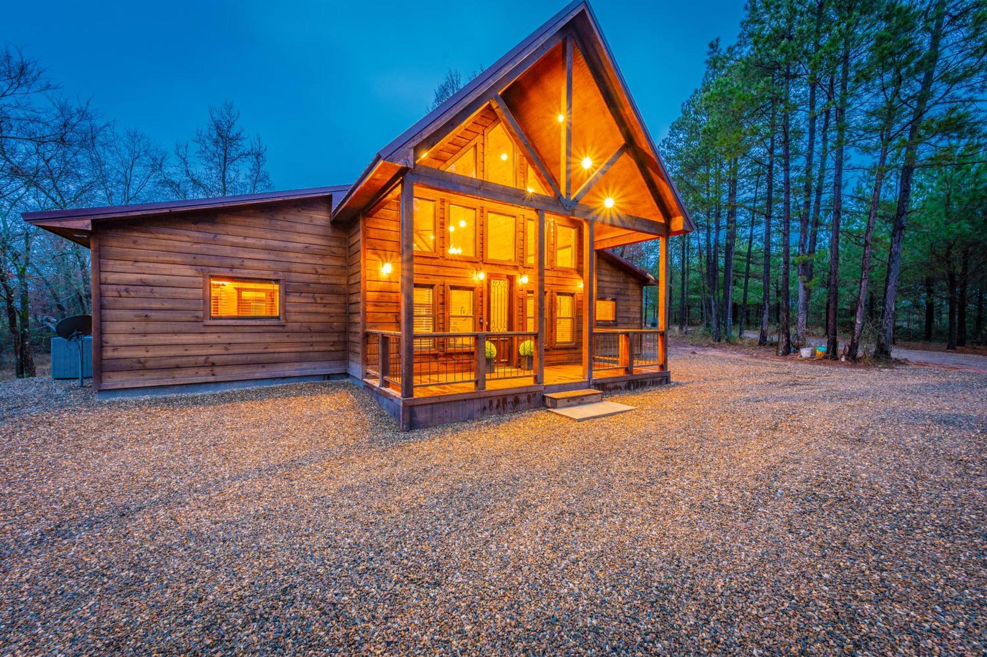 The Luxurious Blue Sky Lodge Is Epic! Broken Bow Ngoại thất bức ảnh