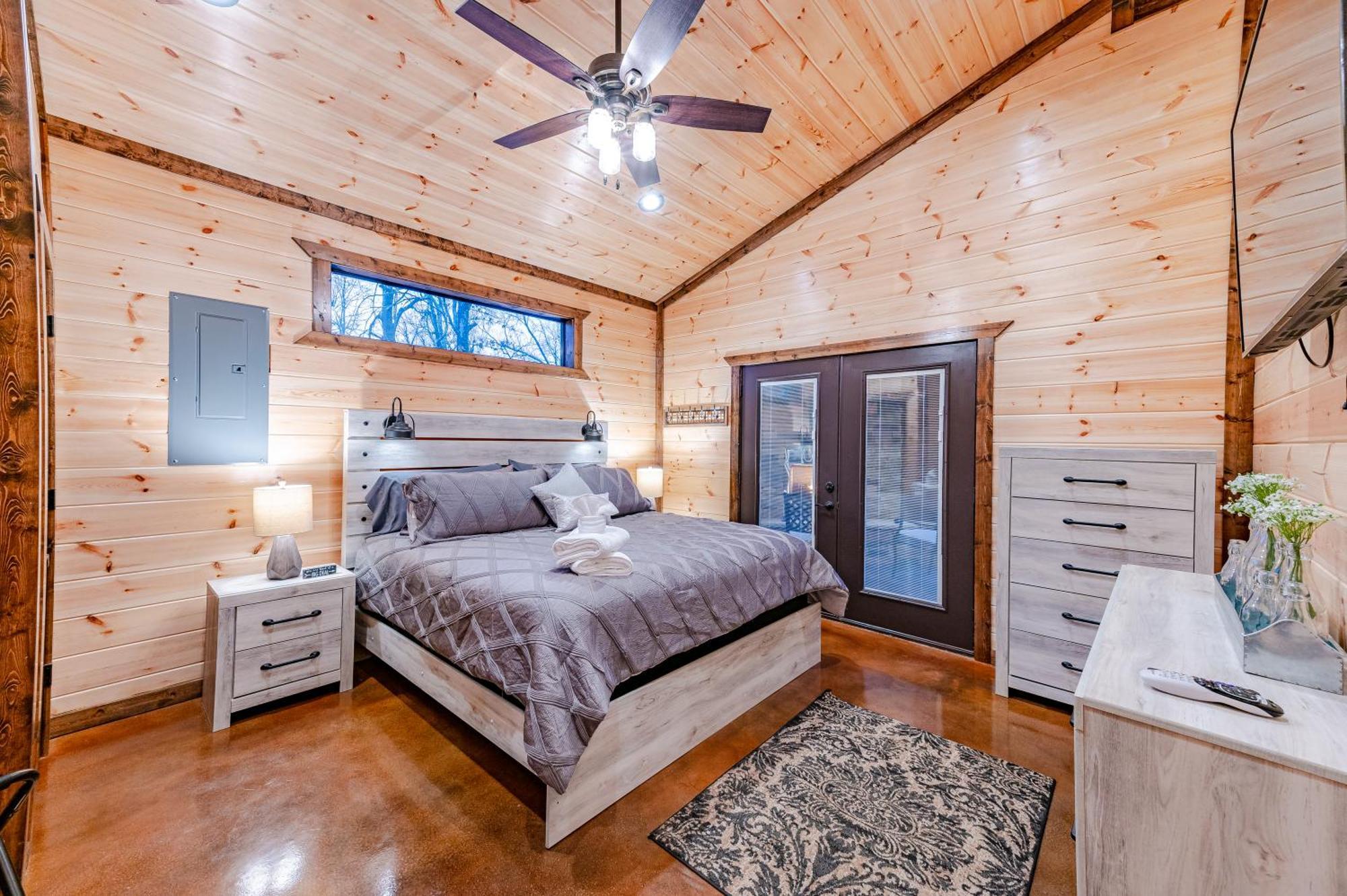 The Luxurious Blue Sky Lodge Is Epic! Broken Bow Ngoại thất bức ảnh
